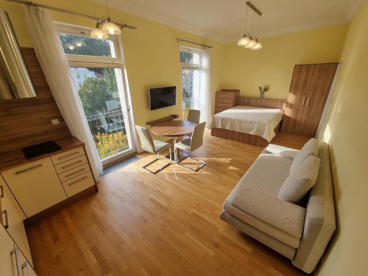 Apartman Orsten Mariánské Lázně Екстериор снимка
